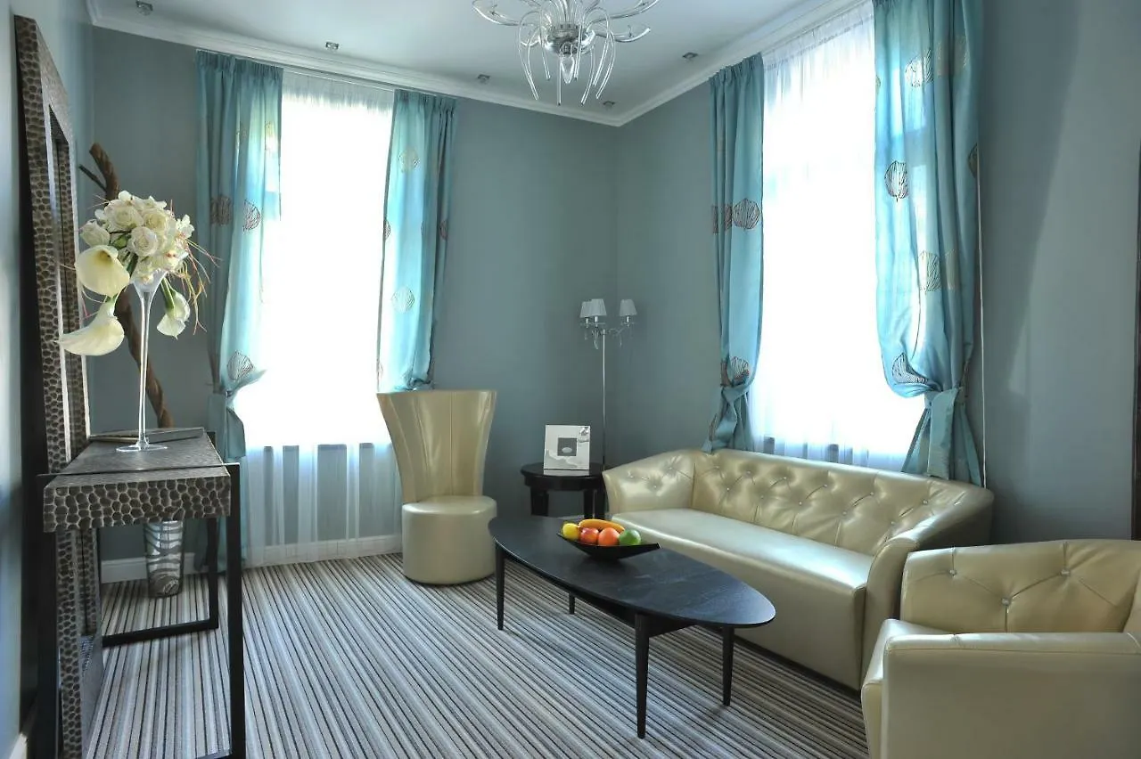 Hotel Boutique Vila Arte Bukarest 4*,